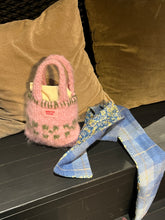 Load image into Gallery viewer, Fluffy bag knitting pattern