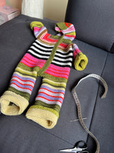 Load image into Gallery viewer, Sleepy Baby knitting pattern