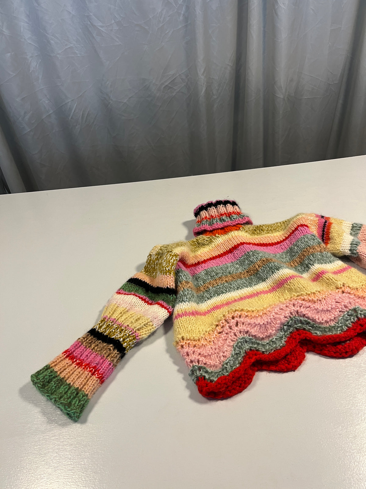 Wavy Sweater multi knit kit - preorder