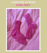 Load image into Gallery viewer, Pink Feet knitting pattern
