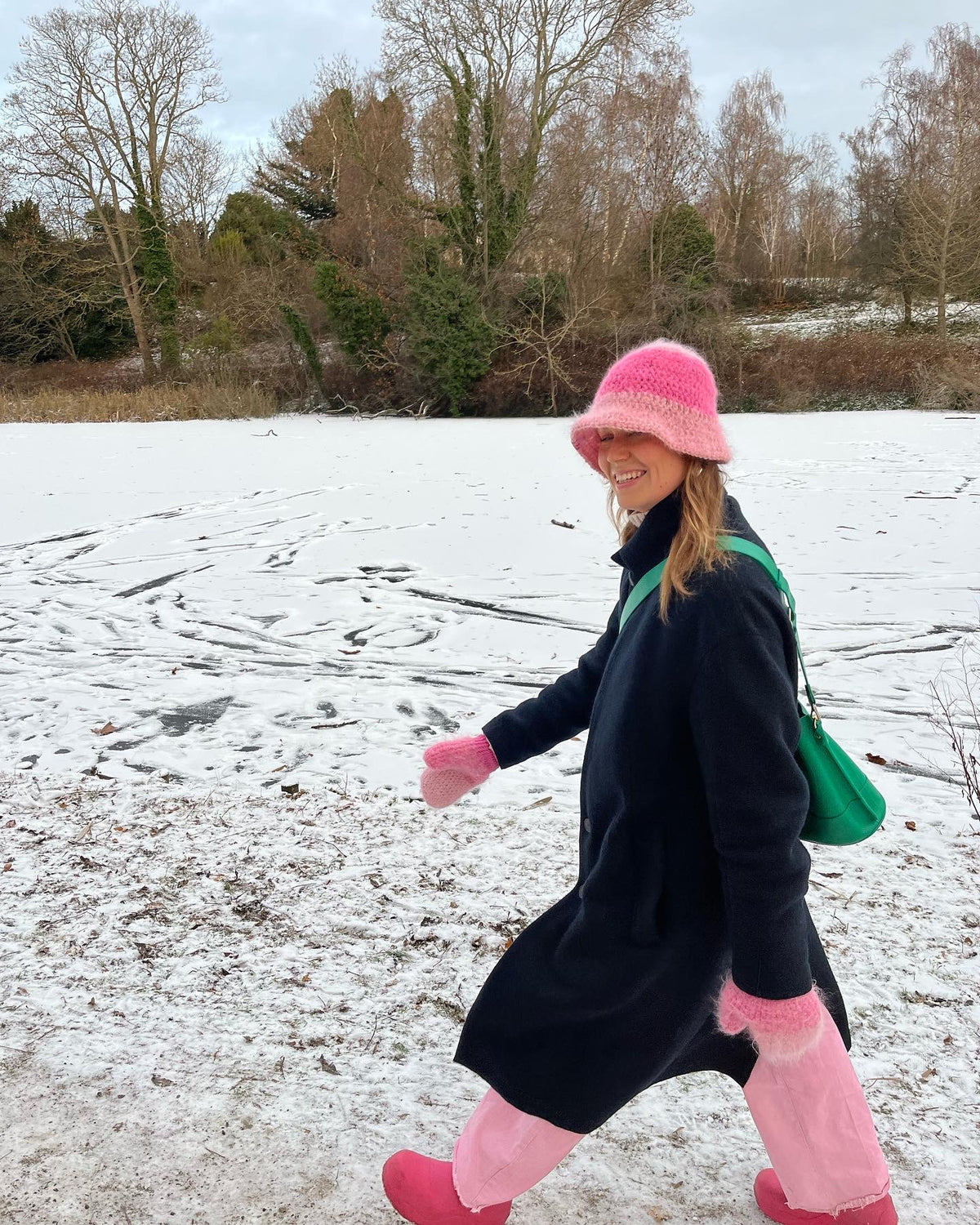 Fluffy hat crochet pattern