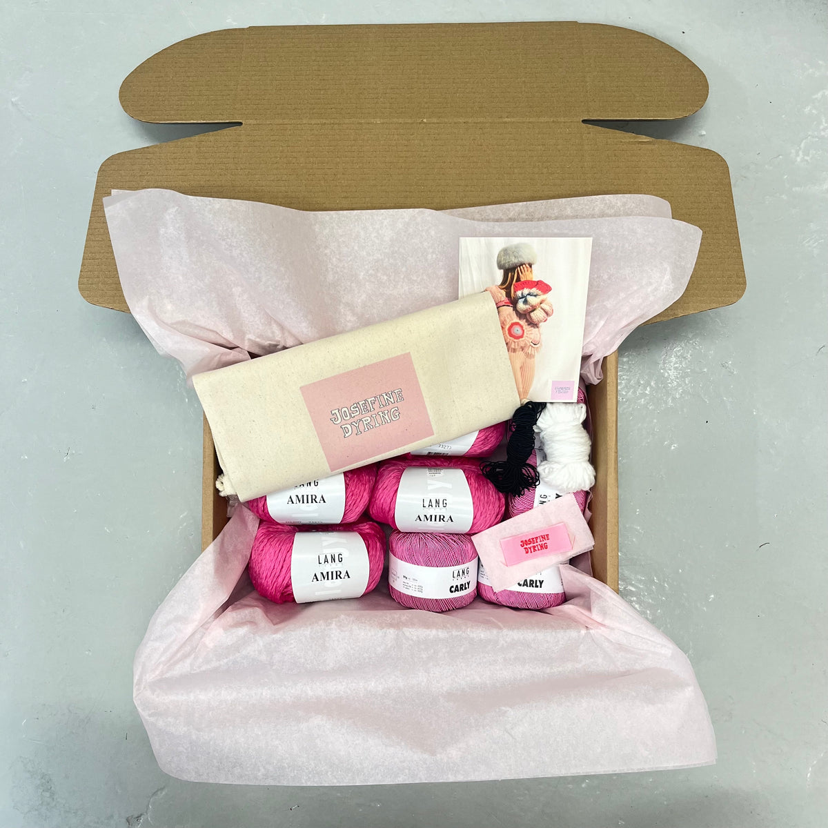 Spring dress knitting kit